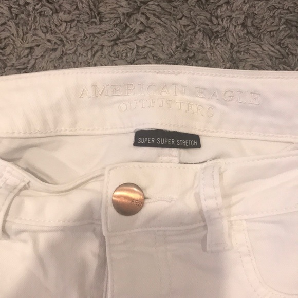 White American Eagle Skinny Jeans - Picture 2 of 4